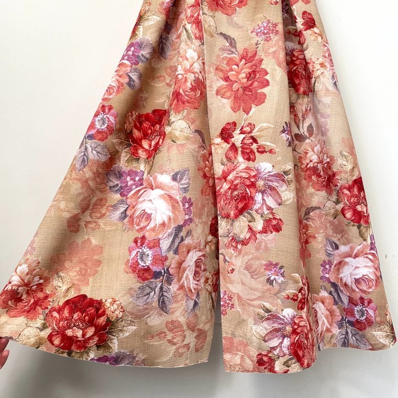 Asos | Garden Party Vintage Cup Prom Midi Floral Puff Sleeve Scuba Dress | 4 - Picture 4 of 14